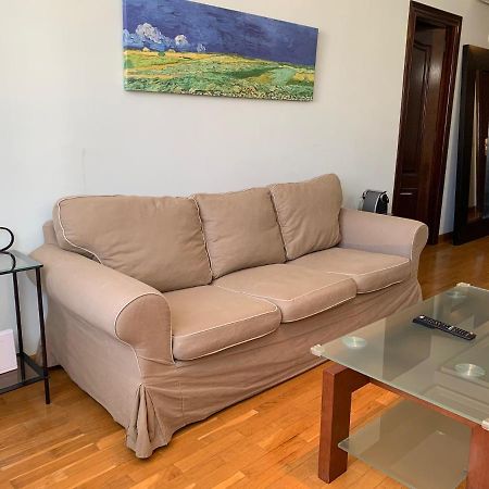 Apartamentos Confortarte Oviedo Bagian luar foto
