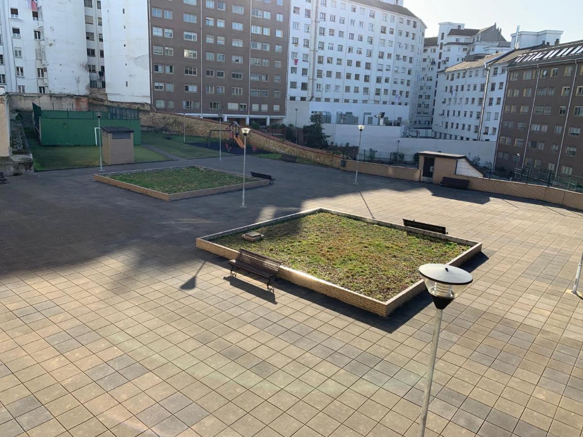 Apartamentos Confortarte Oviedo Bagian luar foto