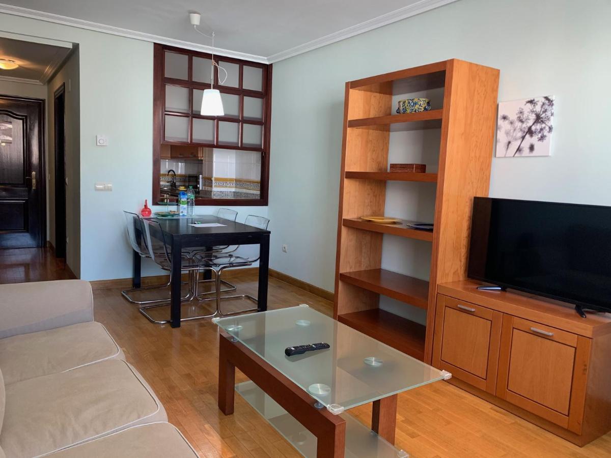 Apartamentos Confortarte Oviedo Bagian luar foto