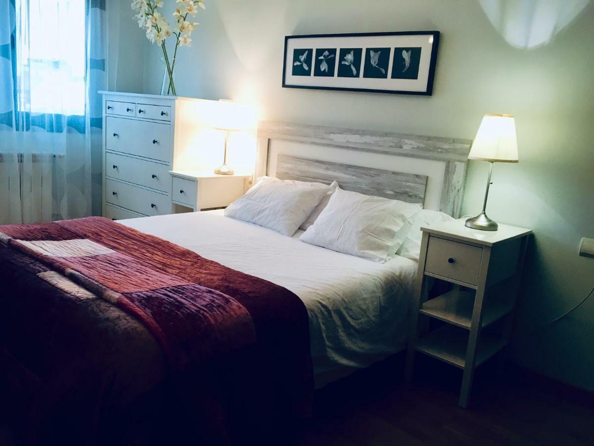 Apartamentos Confortarte Oviedo Bagian luar foto